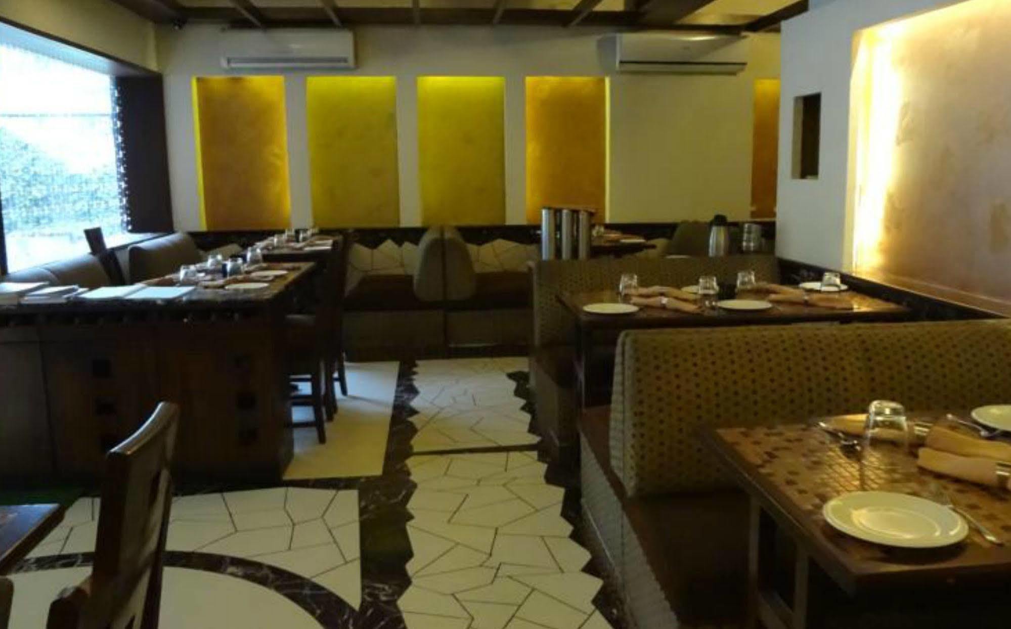 Fabhotel Shubhangan - Nr Bandra Bombaj Zewnętrze zdjęcie