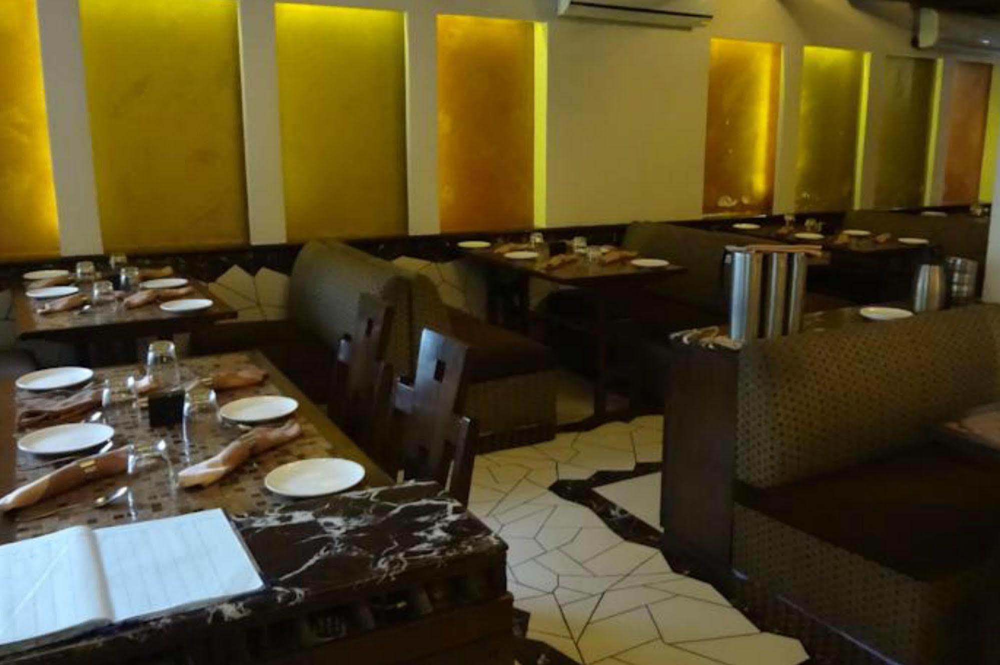 Fabhotel Shubhangan - Nr Bandra Bombaj Zewnętrze zdjęcie